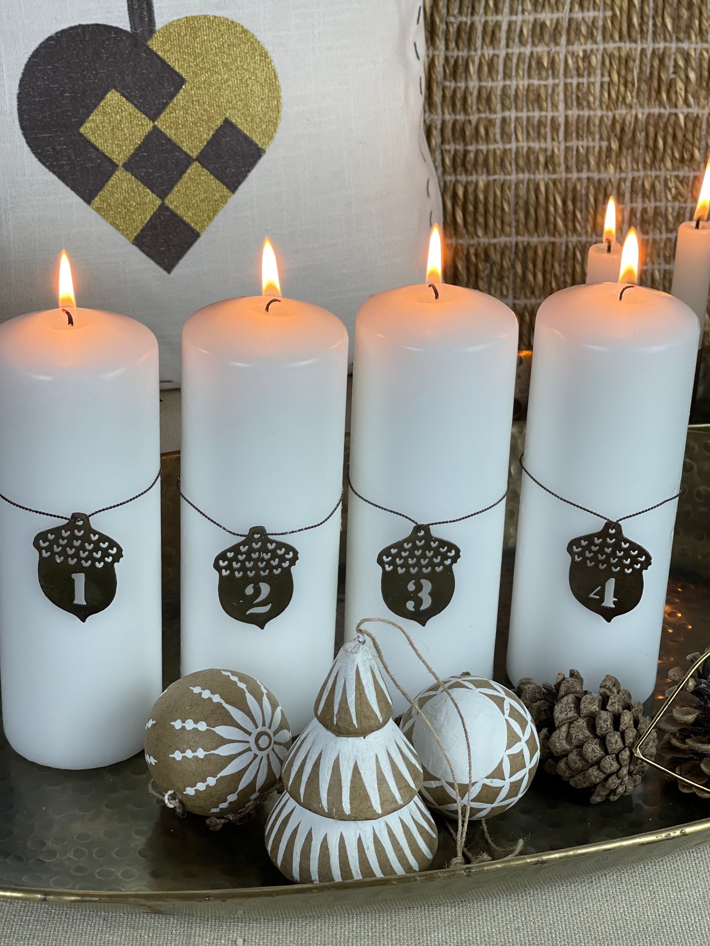 Advents-Eichel-Kerzenanhänger 1 bis 4, Messing