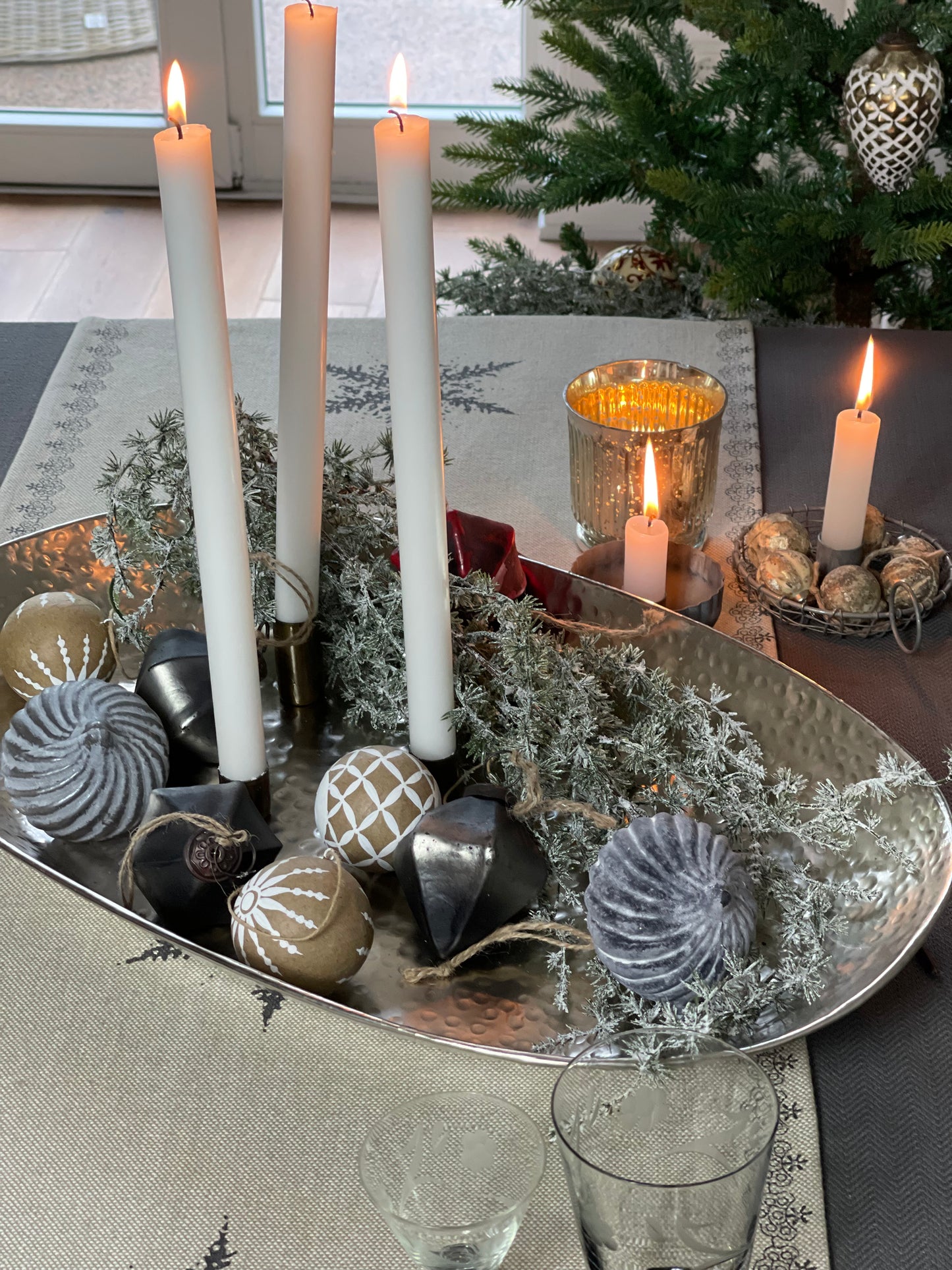 Ball Antique, matt brass