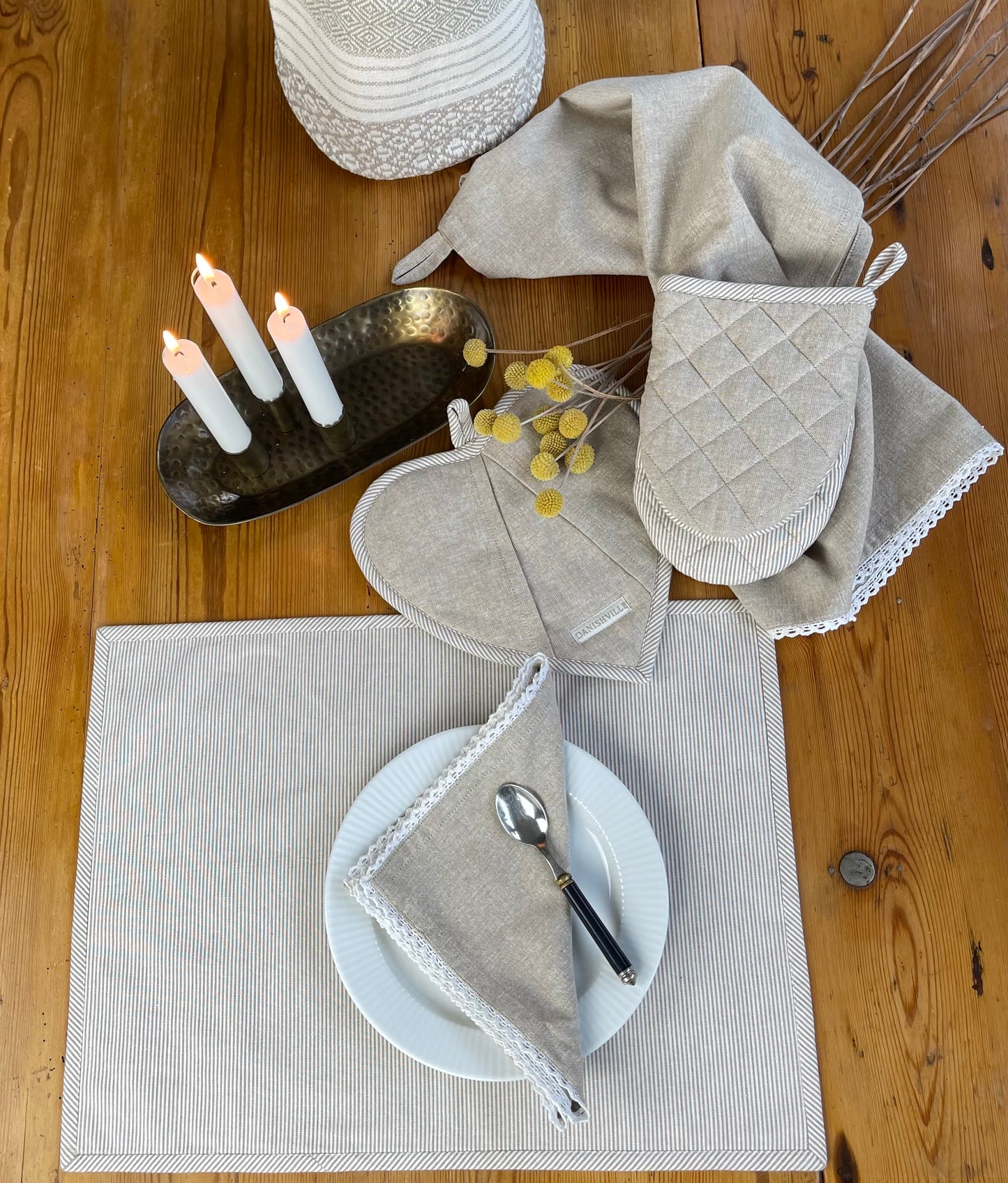 Serviet chambray med blonder